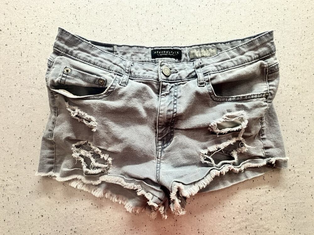 Aeropostale High Waisted Shorty Denim Shorts Size 10 Gray Distressed Frayed Cut